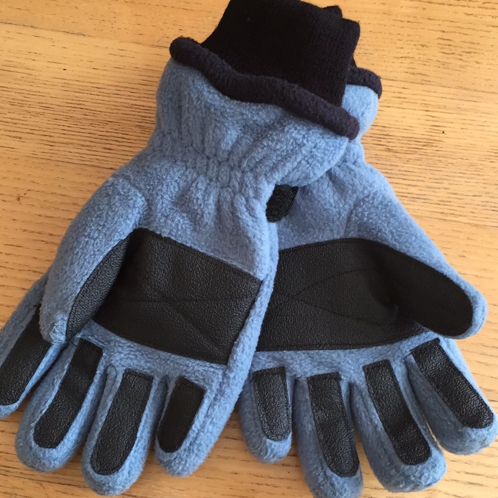 Super warm old navy gloves